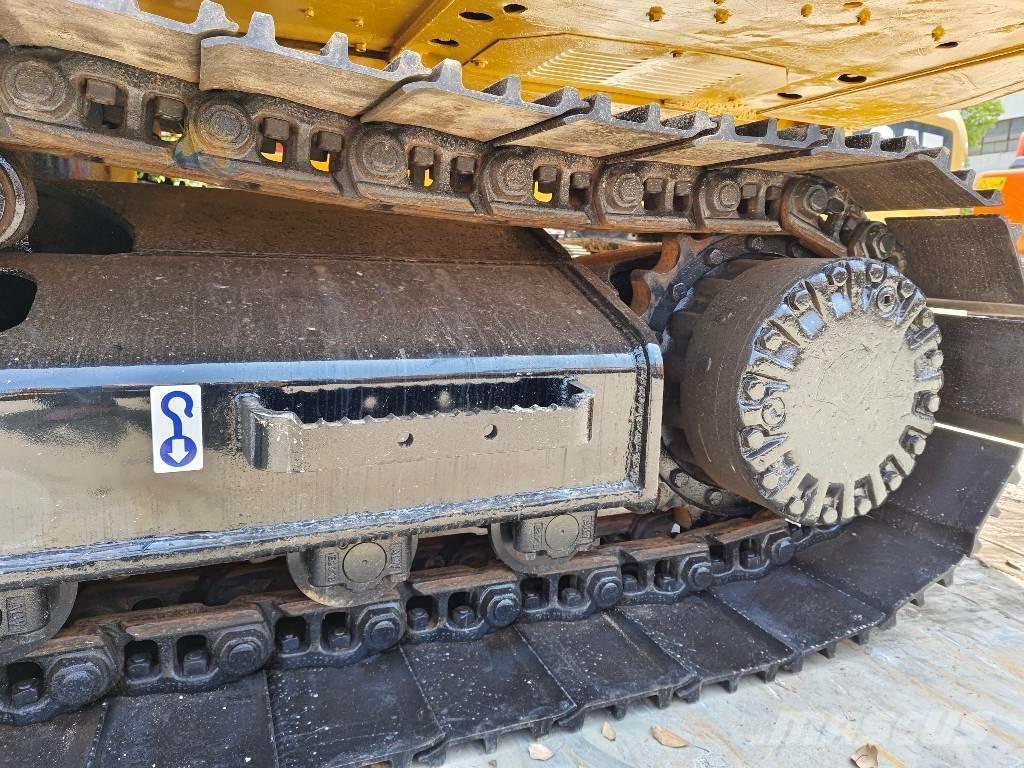 CAT 320 D Escavadeiras de esteiras