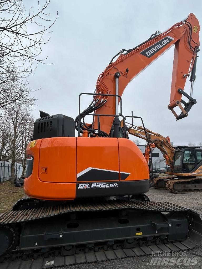 Develon DX 235 LCR-7 Escavadeiras de esteiras