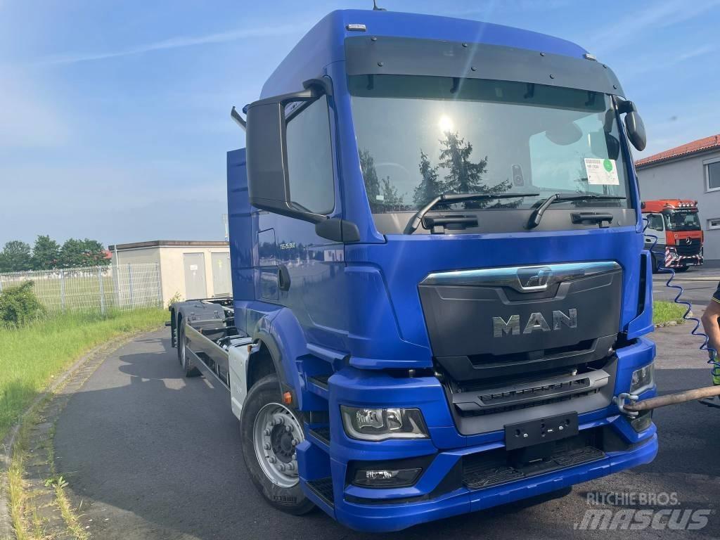 MAN TGS 26.360 Camiões de chassis e cabine