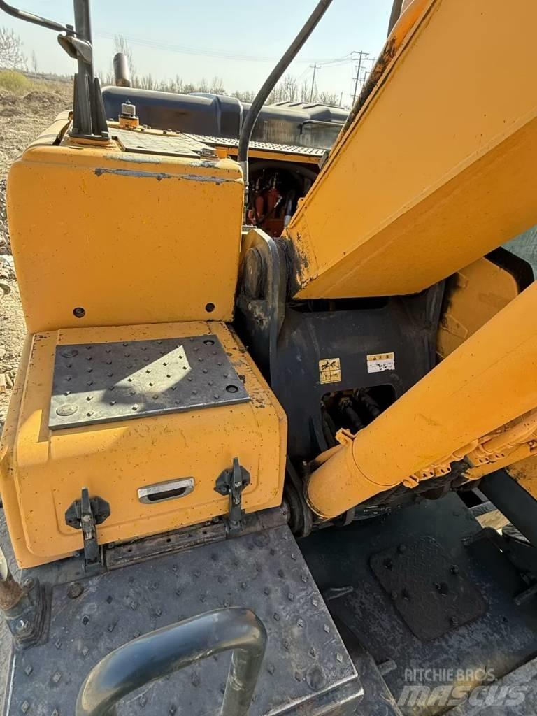 Hyundai R210W-9 Escavadoras de rodas