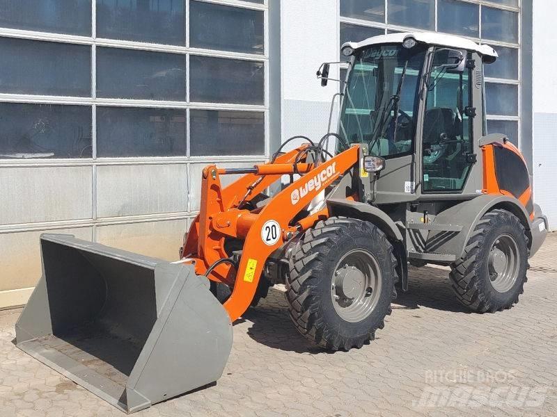 Atlas AR 420 Carregadeiras de rodas