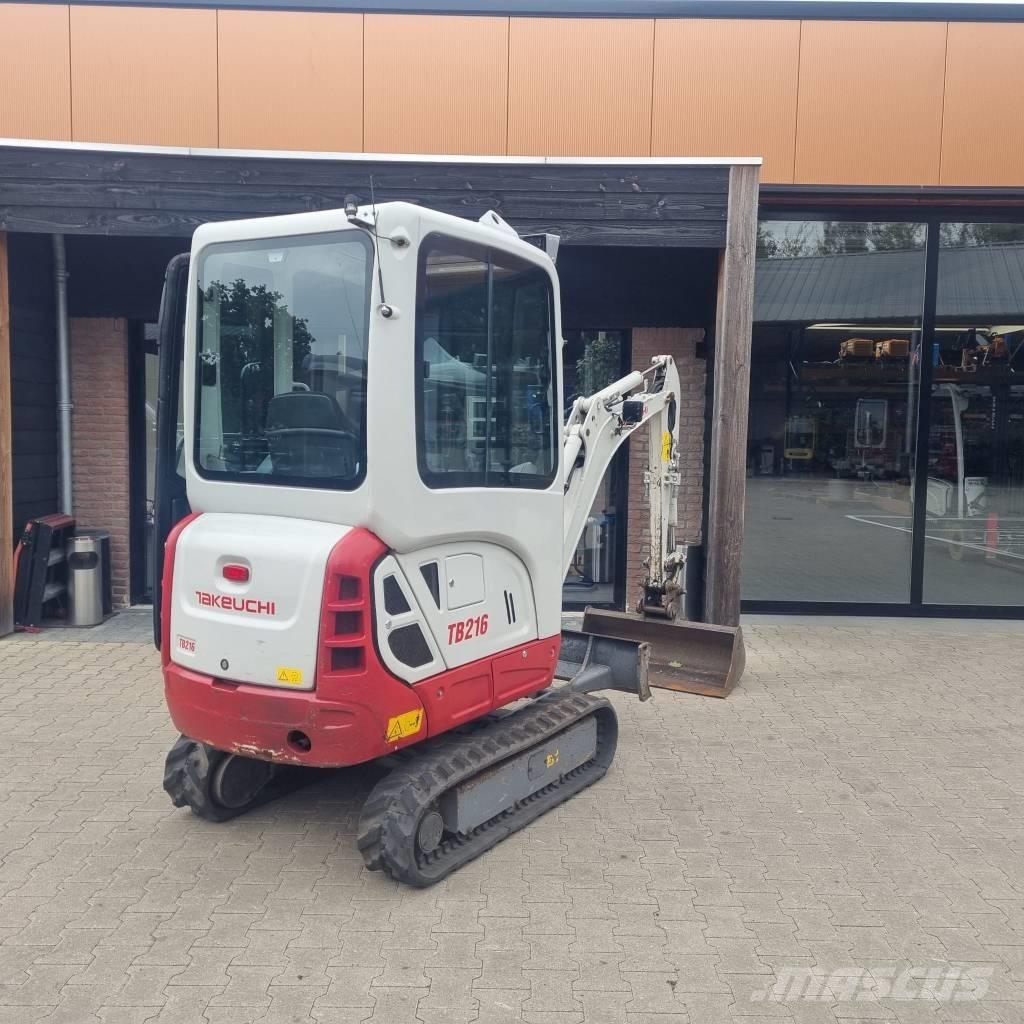 Takeuchi TB 216 Miniescavadeiras