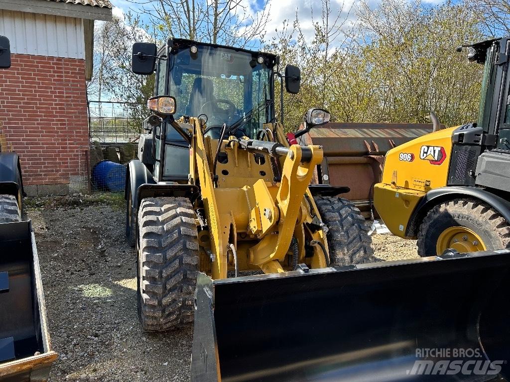 CAT 906 Carregadeiras de rodas