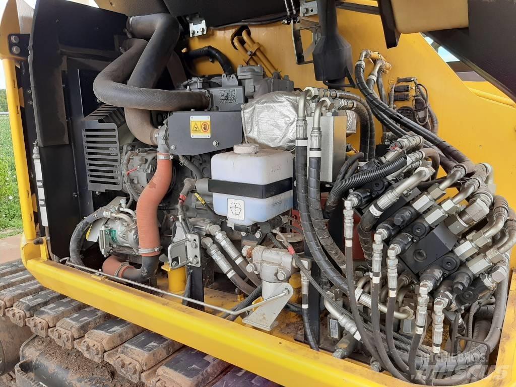 Maeda CC1485 Mini gruas