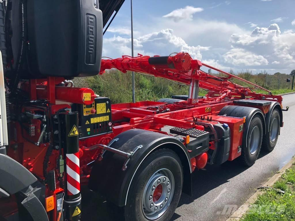 Volvo FM 500 Camiões caixa desmontável com elevador de cabo
