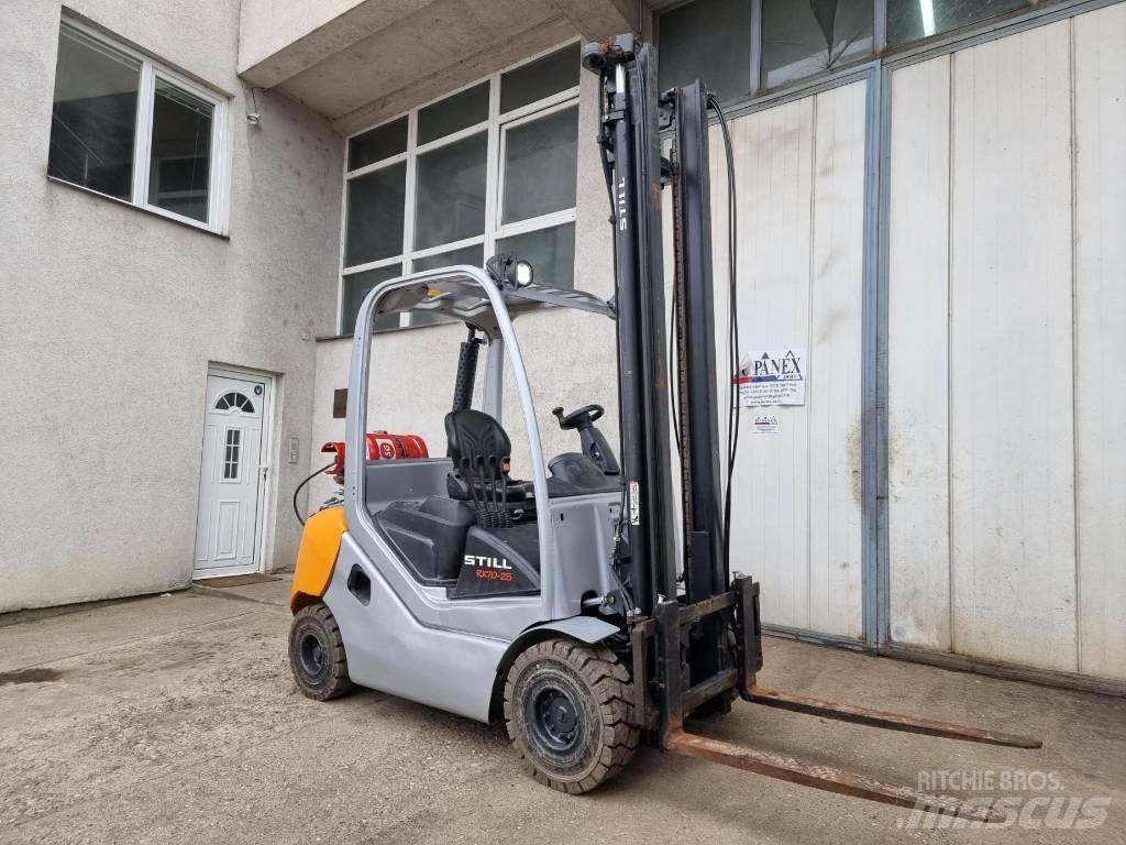 Still RX70-25T Empilhadores a gás