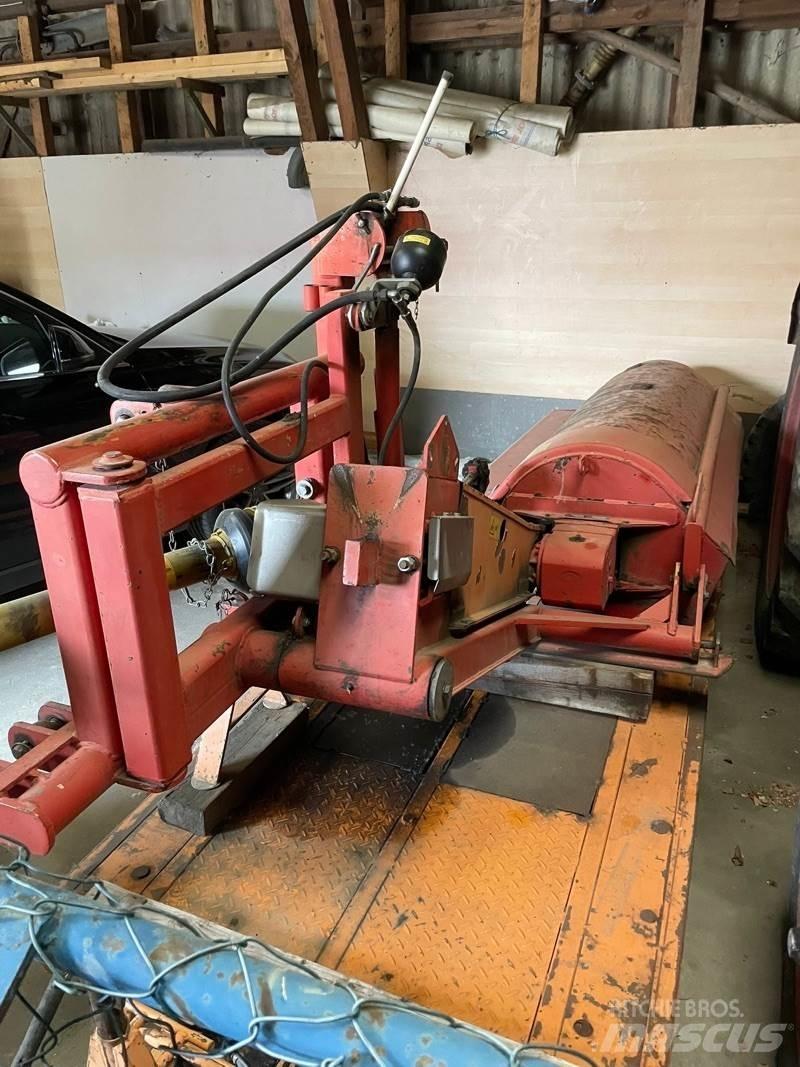 Dücker USM 21 R 2 Espaços verdes - Outros
