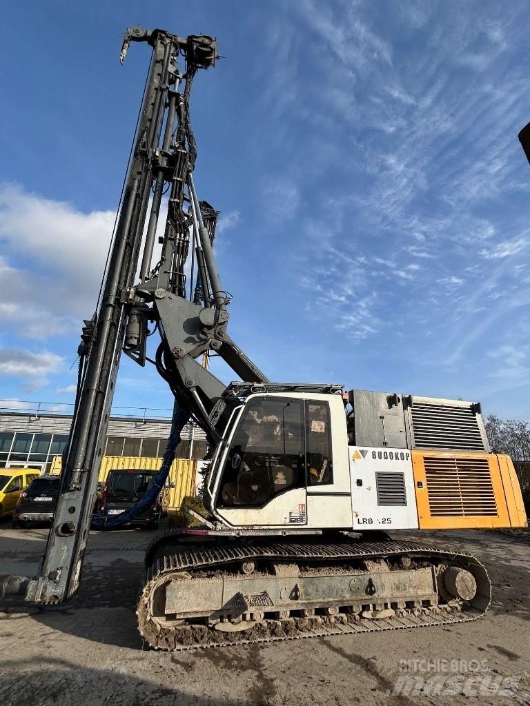 Liebherr LRB 125 Bate-estacas vibratório