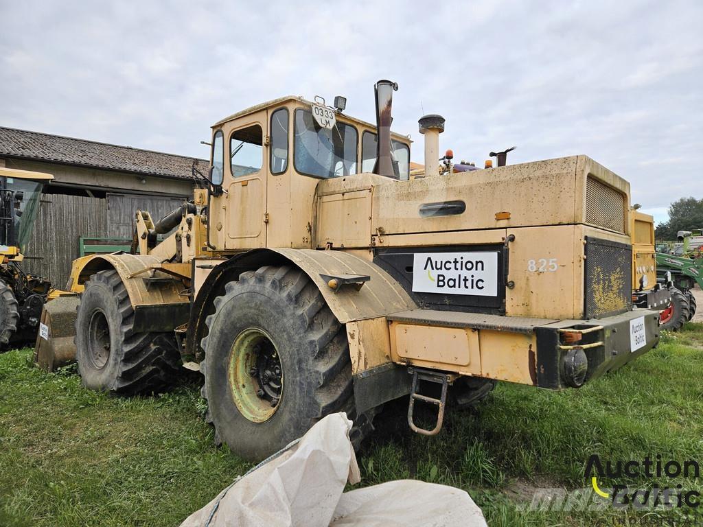  Kirovec K-700A Tratores Agrícolas usados