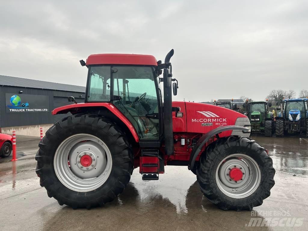 McCormick MC 135 Tratores Agrícolas usados