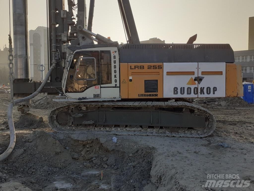 Liebherr LRB255 Sondas de Extracção