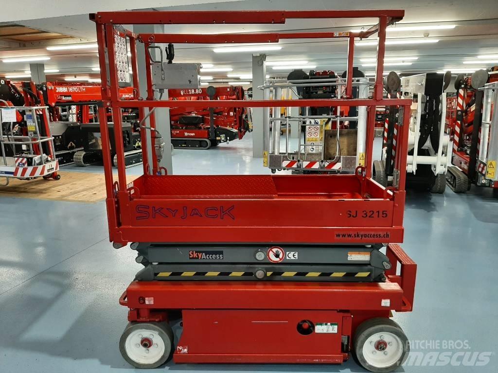 SkyJack SJIII 3215 Elevadores de tesoura