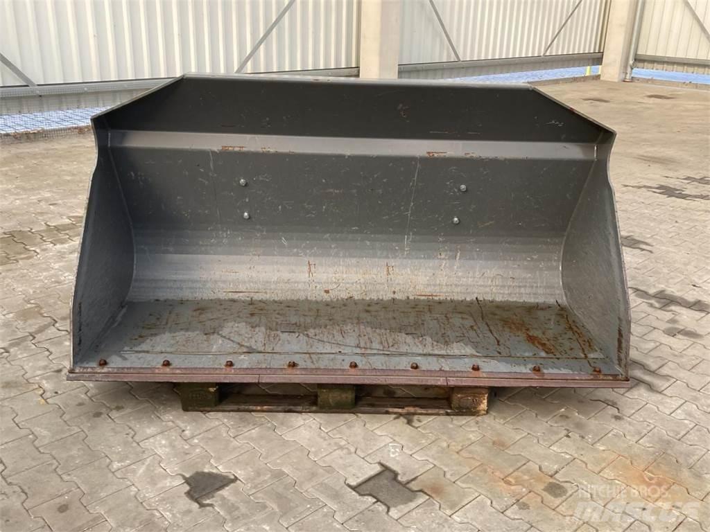 Kramer HVF 2,15m Acessórios de carregadora frontal