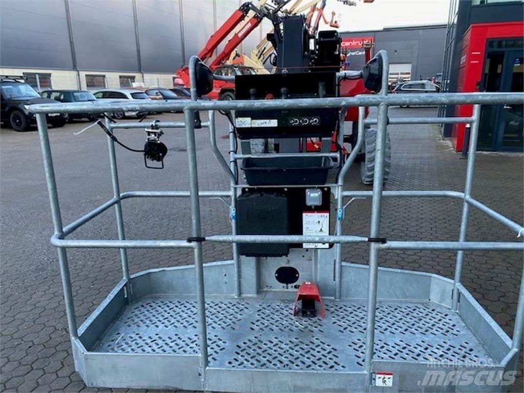 Manitou 200ATJE Elevadores braços articulados