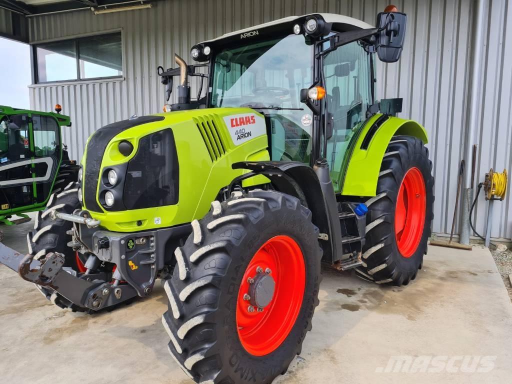 CLAAS Arion 440 CIS Tratores Agrícolas usados