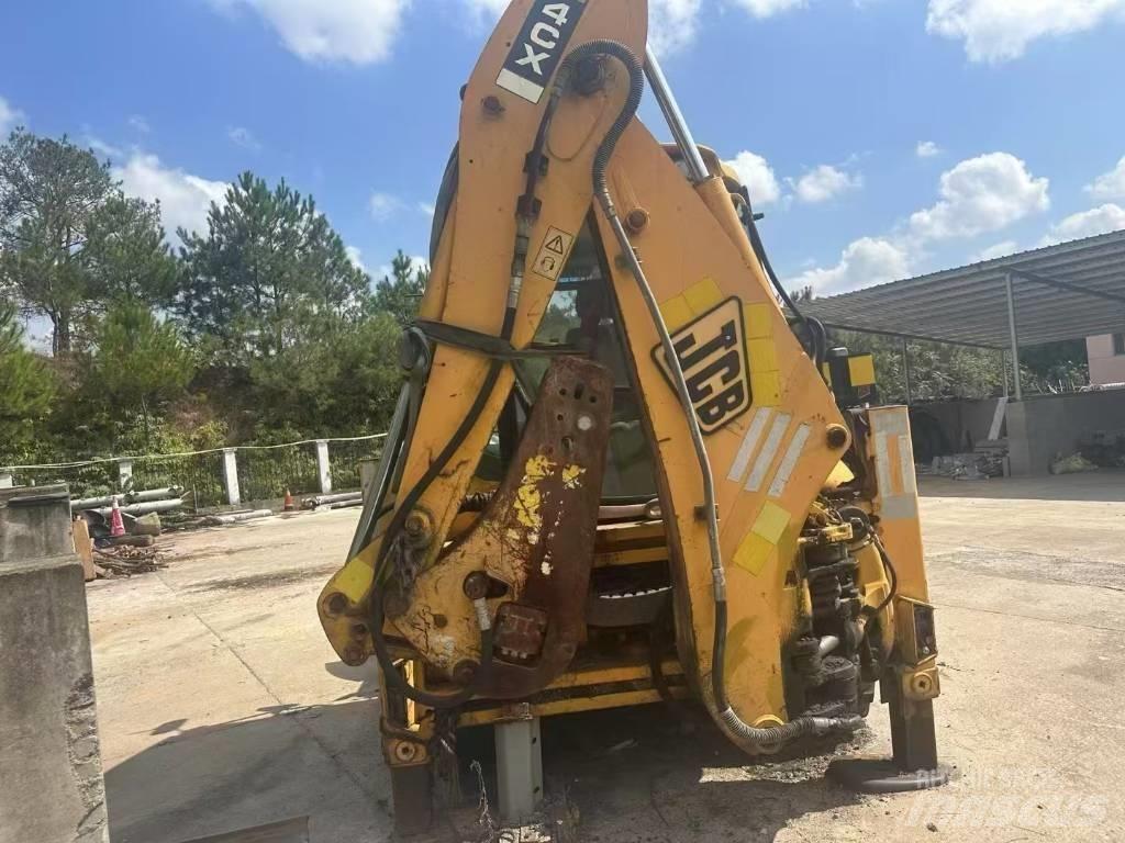 JCB 4 CX Escavadeiras de esteiras