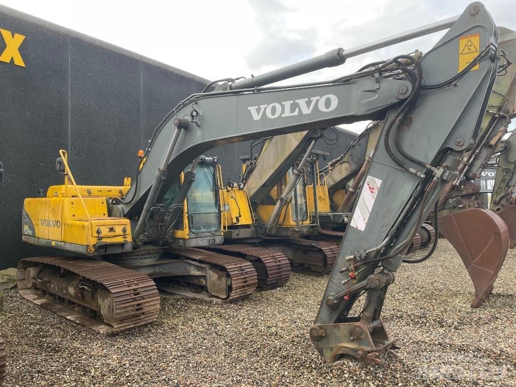 Volvo EC210B Escavadeiras de esteiras