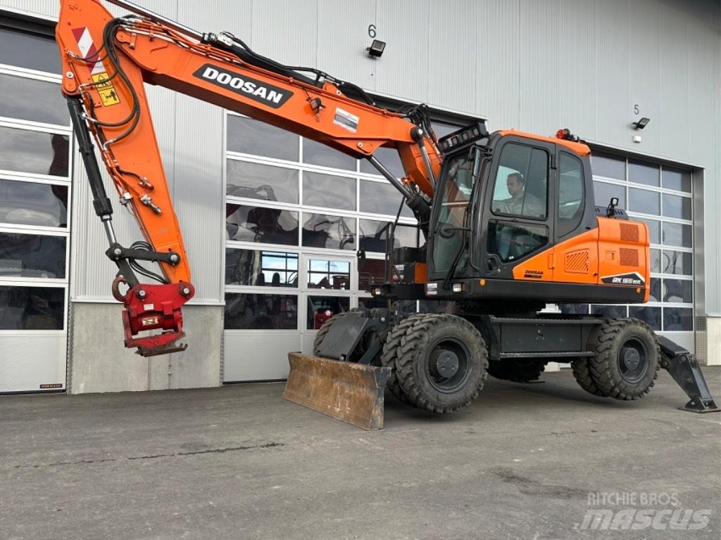 Develon DX165WR-7 Escavadoras de rodas