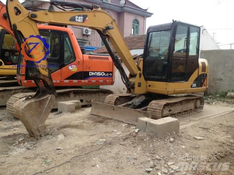 CAT 306 Miniescavadeiras
