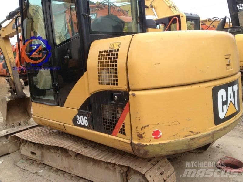 CAT 306 Miniescavadeiras