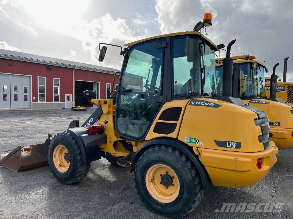 Volvo L 25 F Carregadeiras de rodas