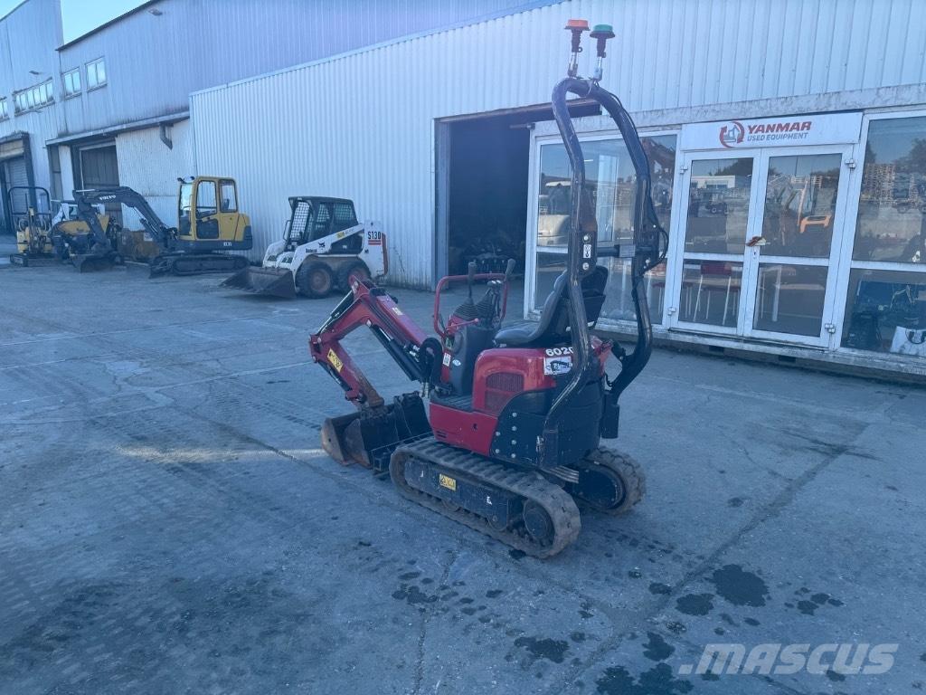 Yanmar SV08 (1F117) Miniescavadeiras