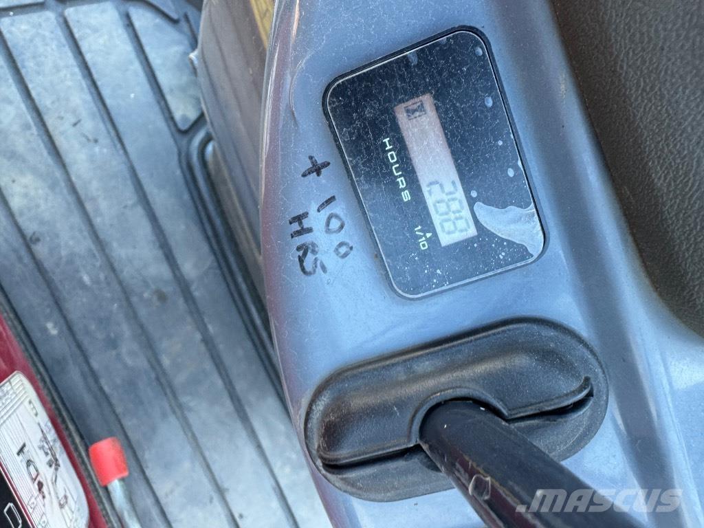 Yanmar SV08 (1F117) Miniescavadeiras