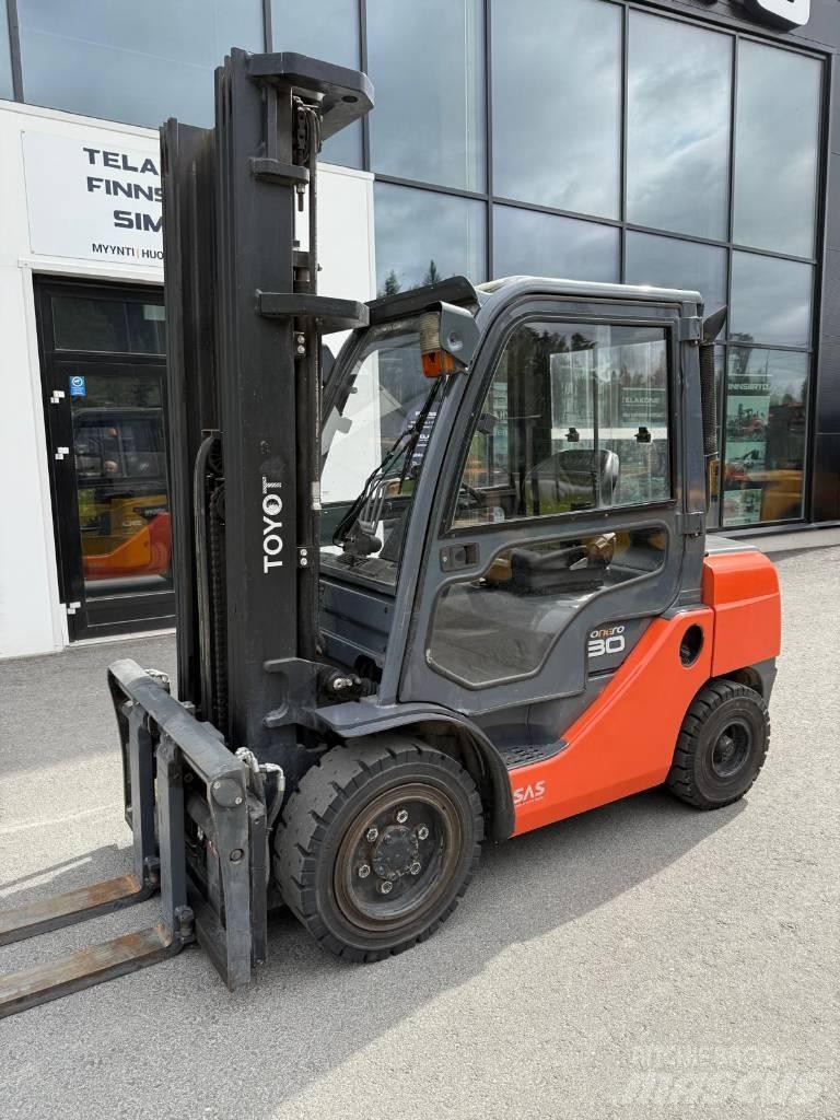 Toyota 02-8 FDF 30 Empilhadores Diesel
