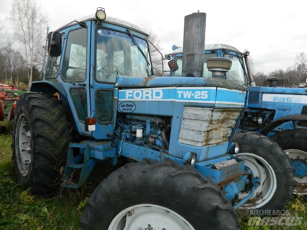 Ford TW 25 Tratores Agrícolas usados
