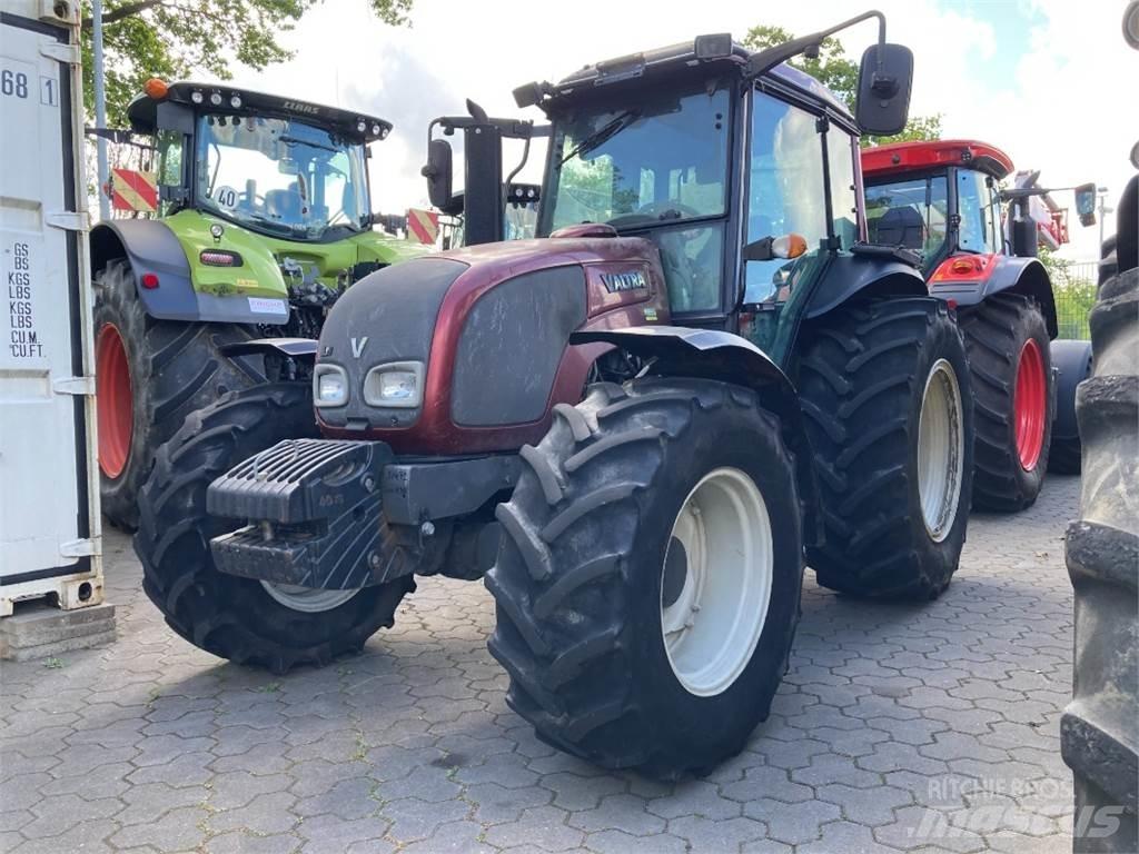 Valtra A93 Hi Tech Tratores Agrícolas usados
