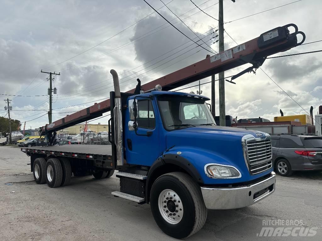 Freightliner M2 Camiões estrado/caixa aberta