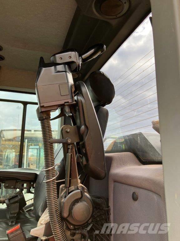 Liebherr L 566 Carregadeiras de rodas