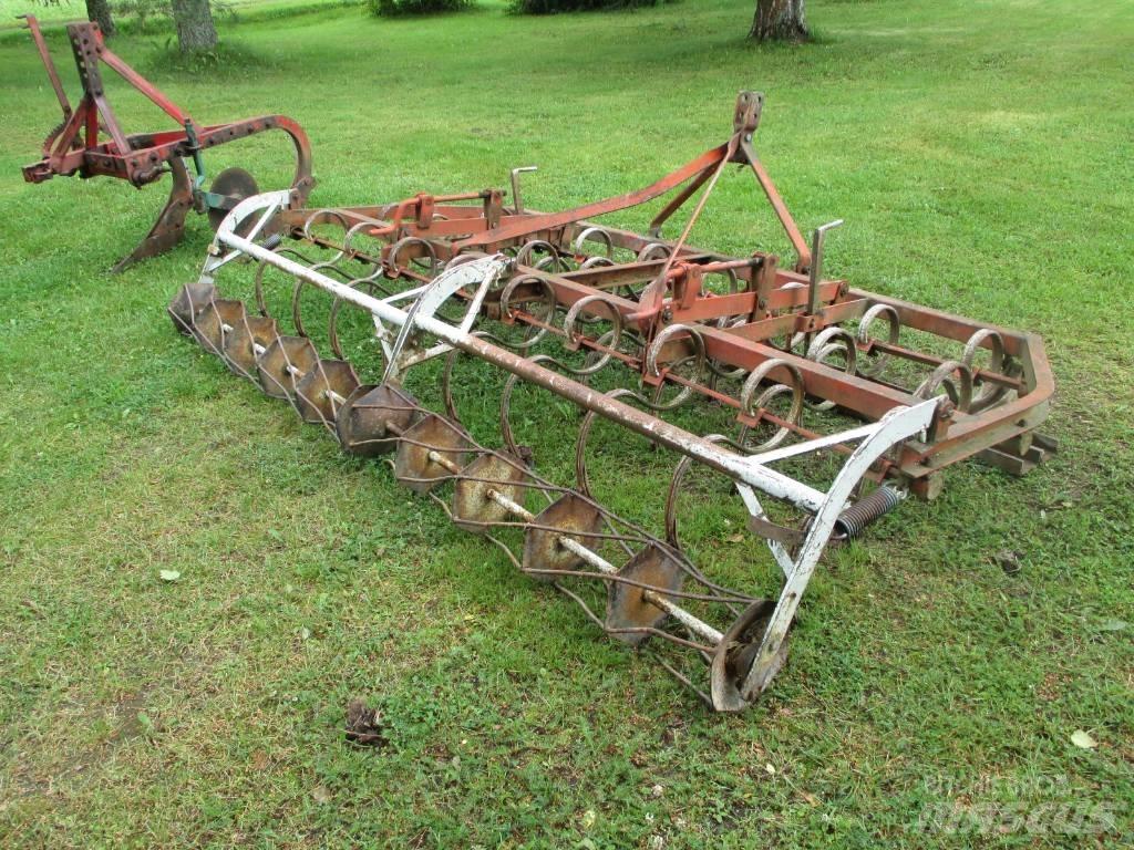 Massey Ferguson 590 Tratores Agrícolas usados