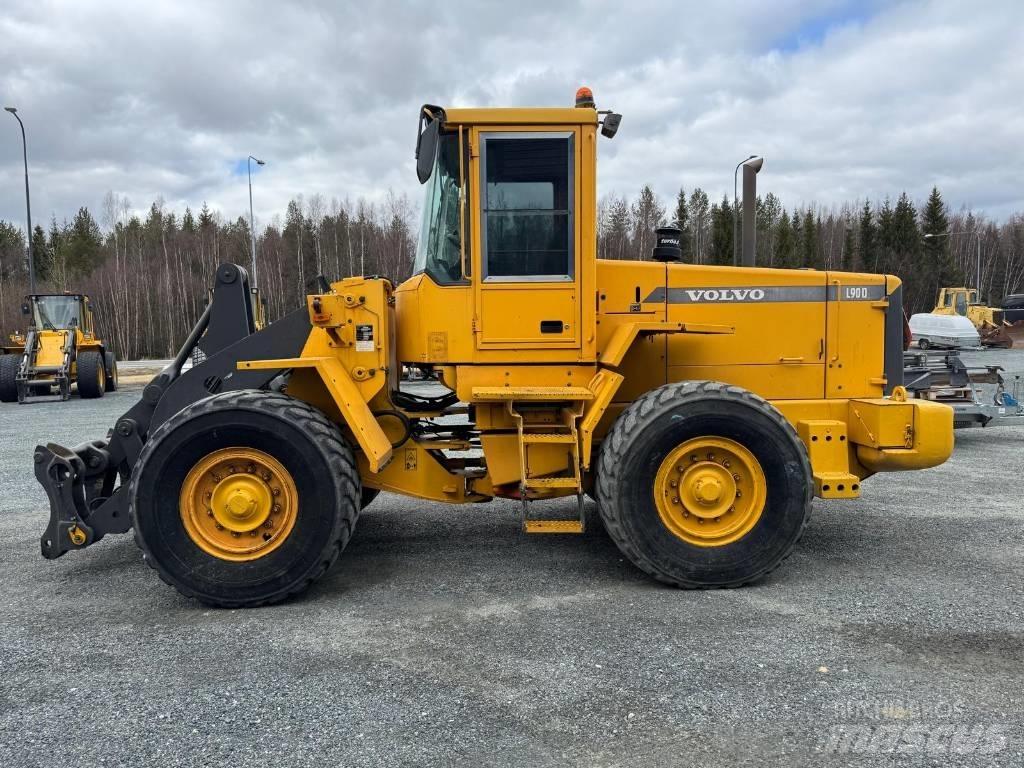 Volvo L 90 D Carregadeiras de rodas