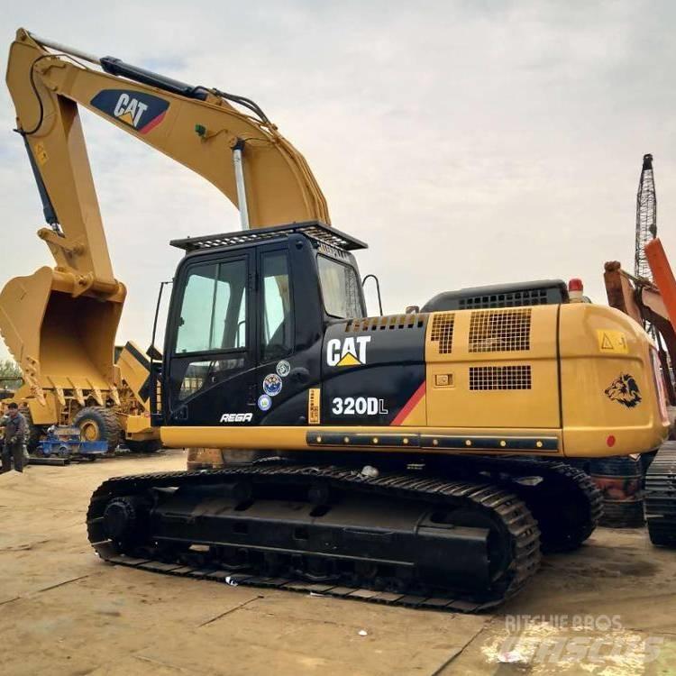CAT 320D Escavadeiras de esteiras