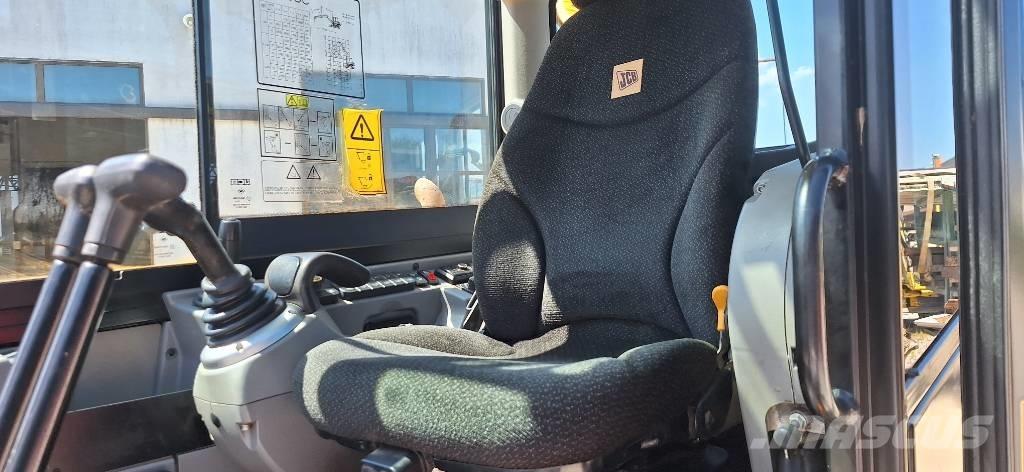 JCB 86C-2 Escavadoras Midi 7t - 12t