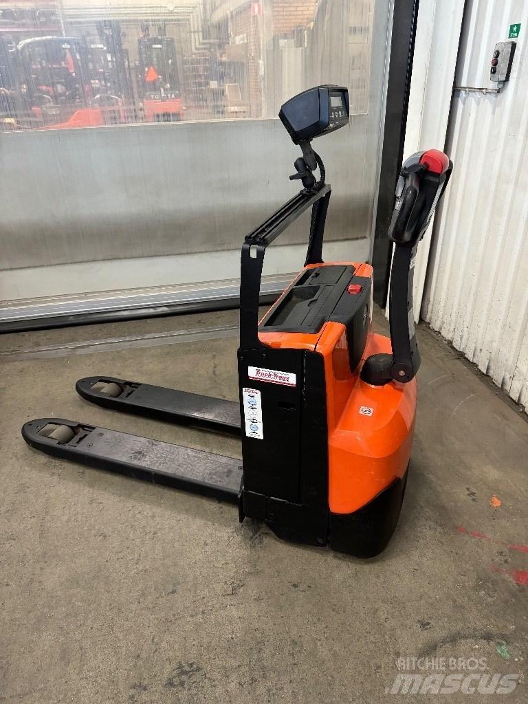 Toyota LWE180 Porta palettes