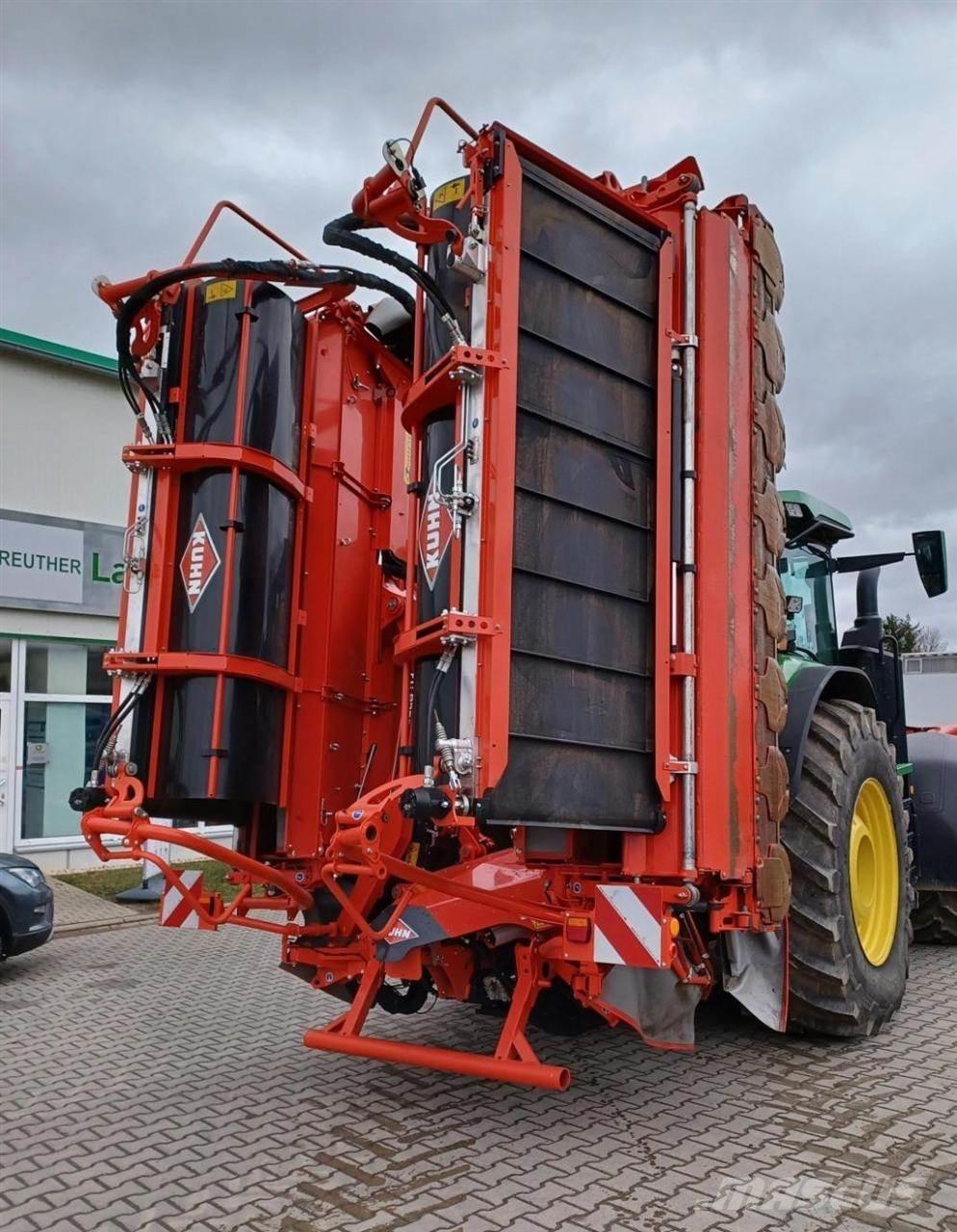 Kuhn FC 9330 D-RA Gadanheiras