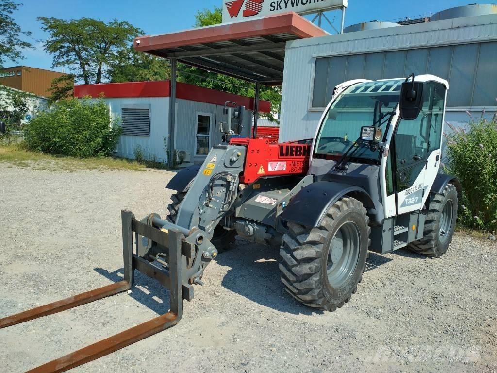 Liebherr T 32-7 Manipulador telescópico