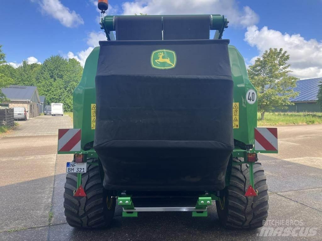John Deere V461R Enfardadeira de rolos