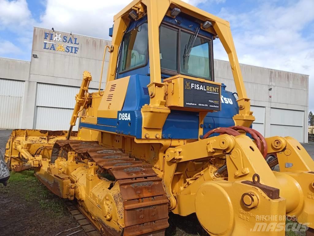 Komatsu D 85 A-21 Dozers - Tratores rastos
