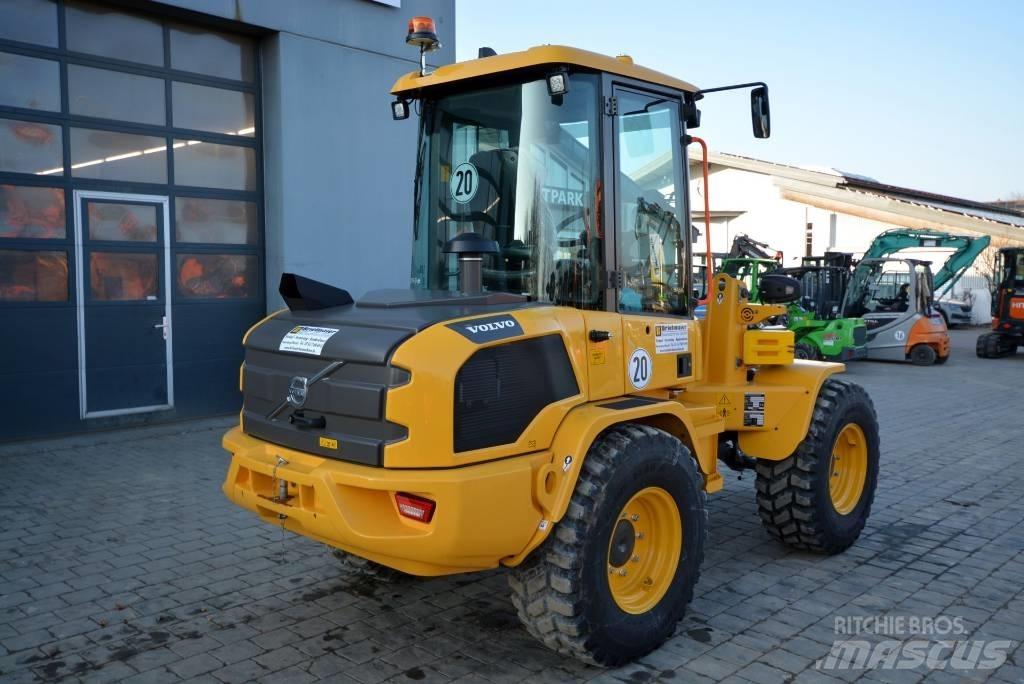 Volvo L 30 H Carregadeiras de rodas