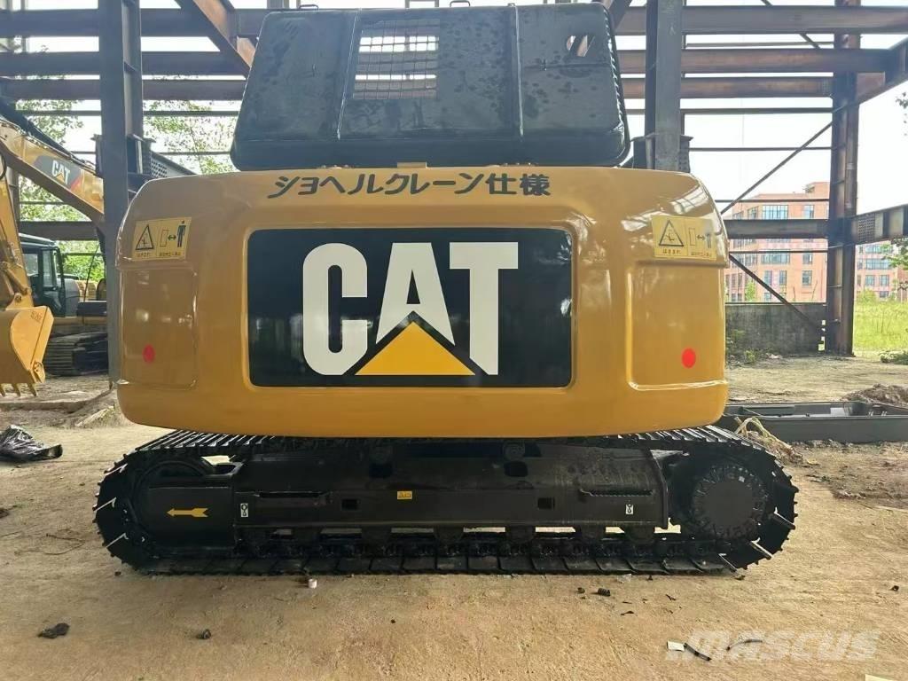 CAT 320 D2 Escavadeiras de esteiras