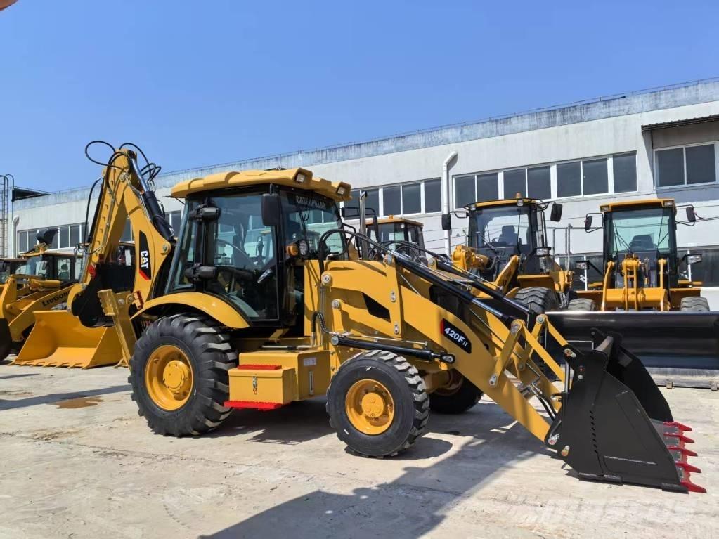 CAT 420 F Retroescavadeiras