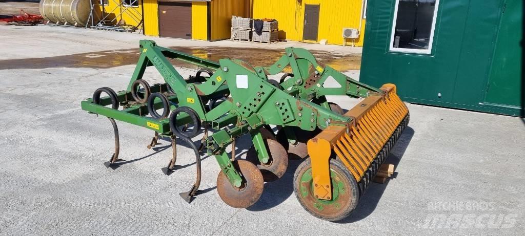 Amazone Cenius 3001 Cultivadoras