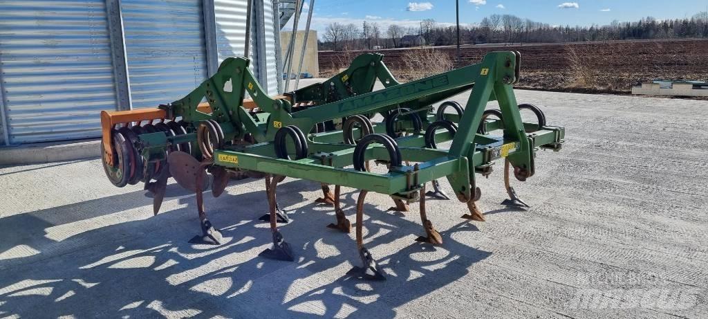 Amazone Cenius 3001 Cultivadoras