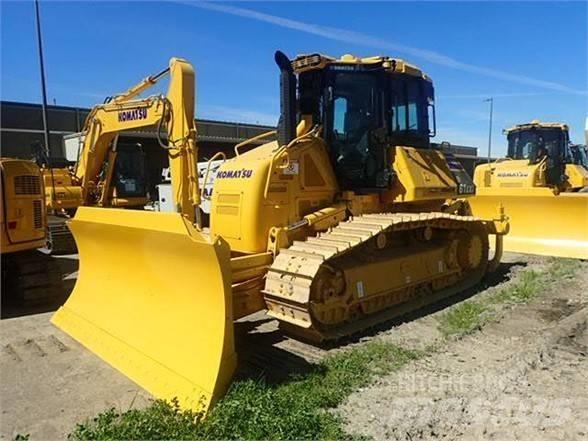 Komatsu D61EXi-24 Dozers - Tratores rastos