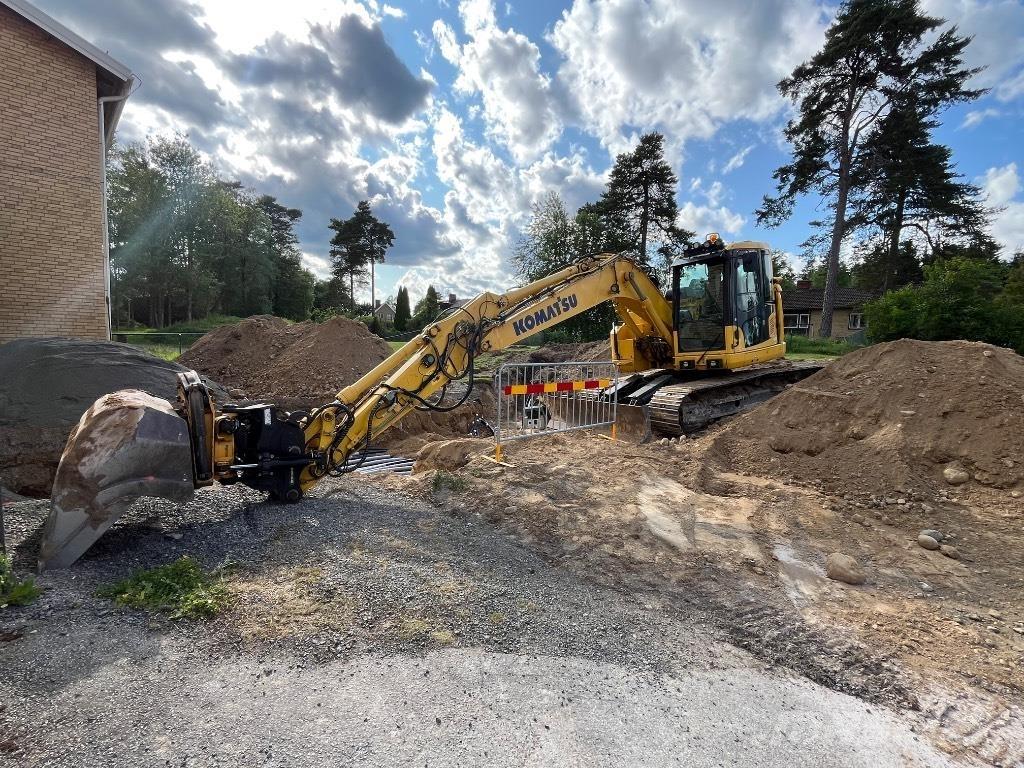 Komatsu PC138US-11 Escavadeiras de esteiras