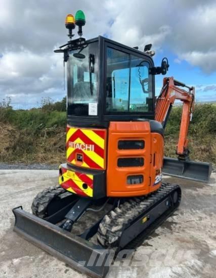 Hitachi Zaxis 26 U Miniescavadeiras