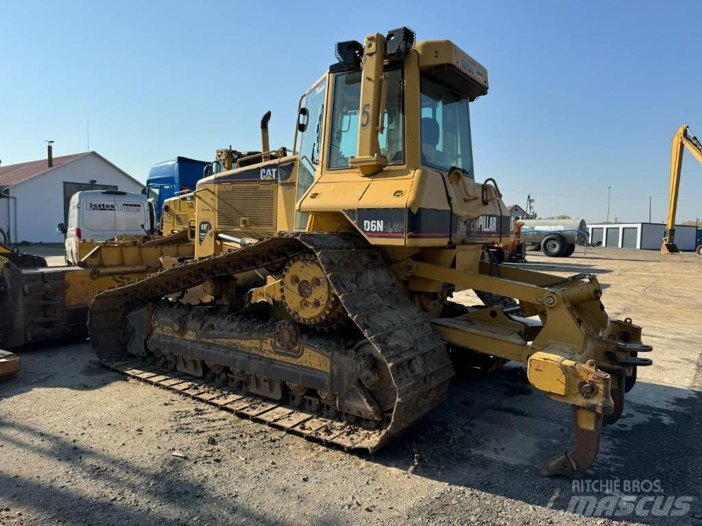 CAT D 6 N LGP Dozers - Tratores rastos